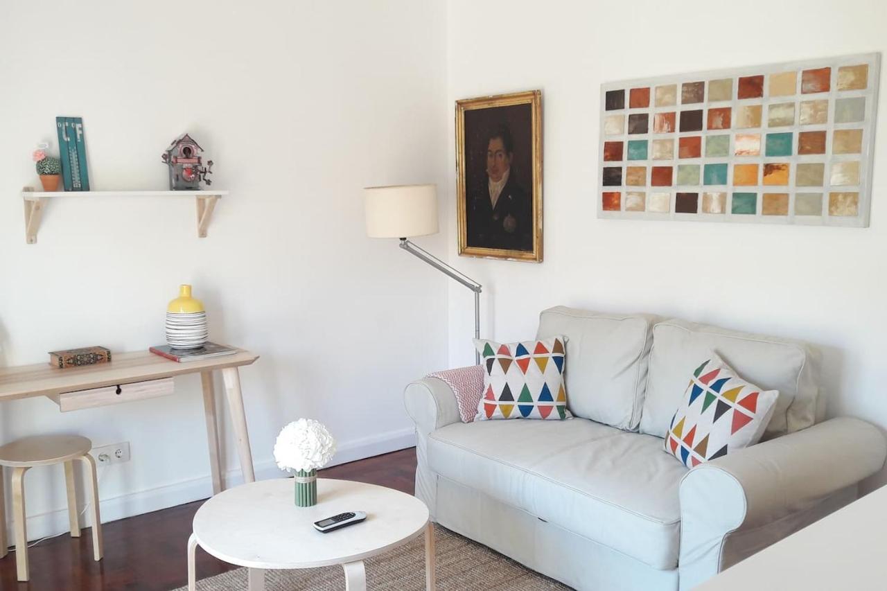 Modern Cosy Flat With Terrace In Campo De Ourique. Daire Lisboa Dış mekan fotoğraf
