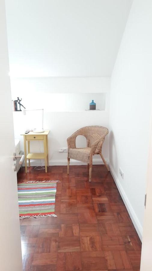 Modern Cosy Flat With Terrace In Campo De Ourique. Daire Lisboa Dış mekan fotoğraf