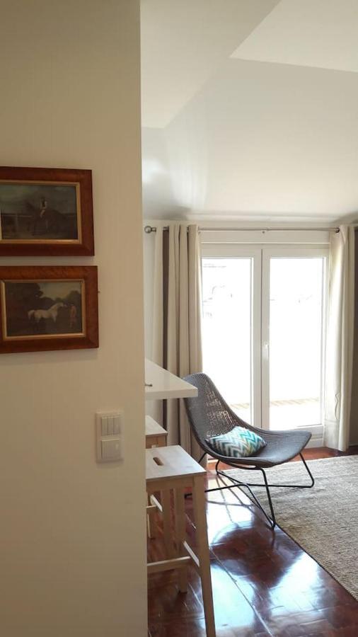 Modern Cosy Flat With Terrace In Campo De Ourique. Daire Lisboa Dış mekan fotoğraf